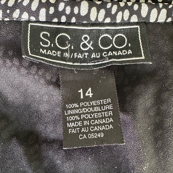 S.C. & CO (Canada) Fit and Flare Skirt.  Black/White abstract dot.  Spring! - Picture 5 of 5